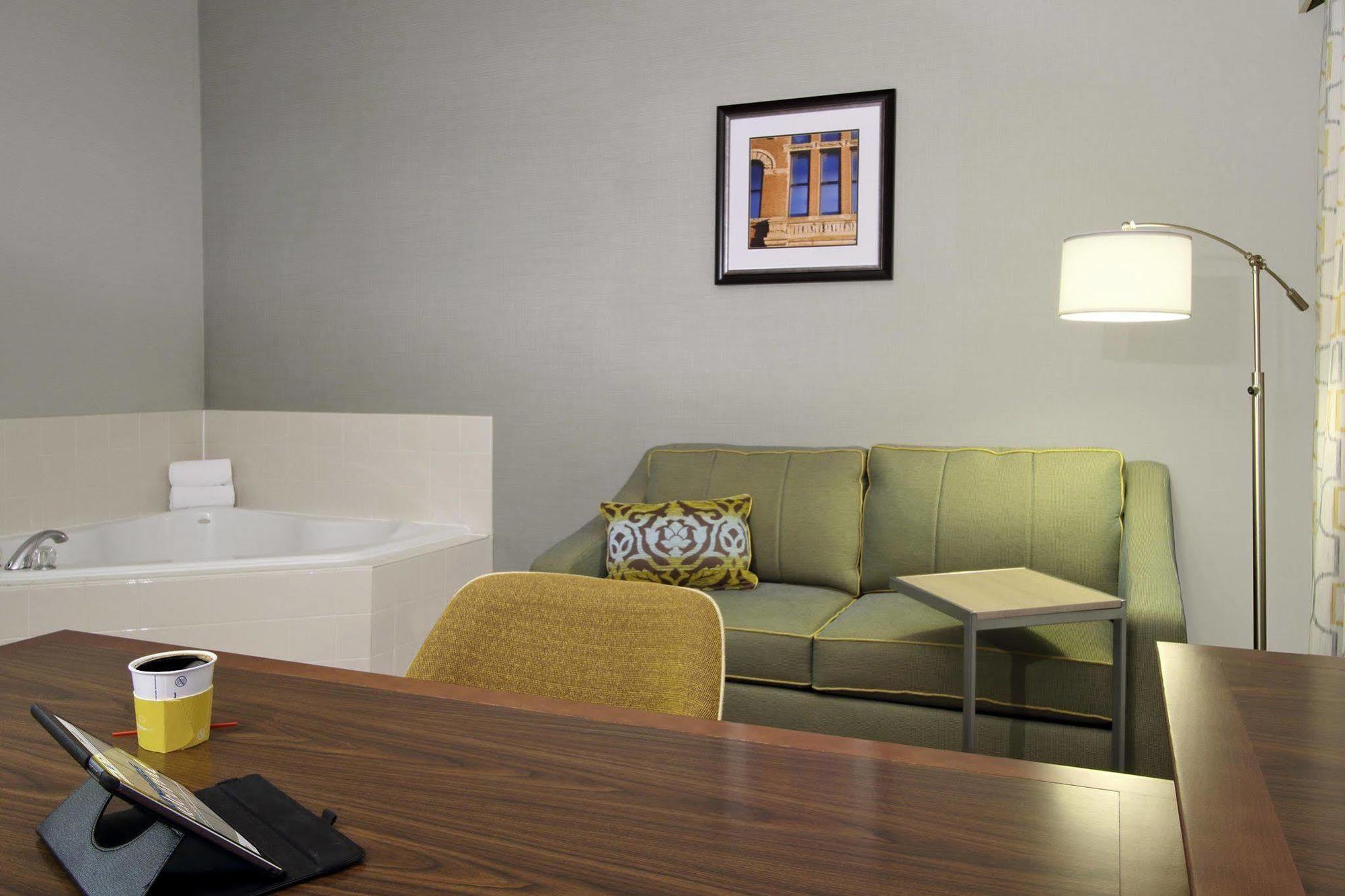 Hampton Inn & Suites Columbus Hilliard Exterior foto